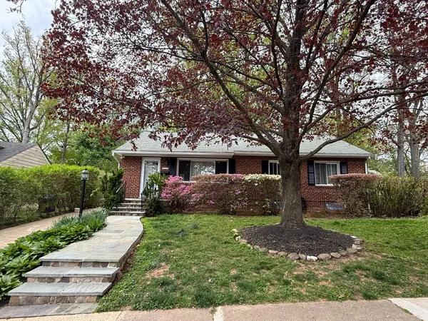 $1,065,000 | 2728 North Yucatan Street, Arlington, VA 22213