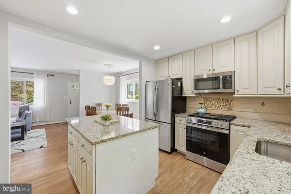 $1,065,000 | 2728 North Yucatan Street, Arlington, VA 22213