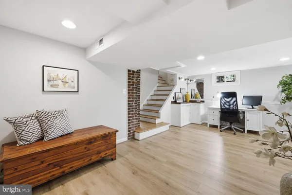 $1,065,000 | 2728 North Yucatan Street, Arlington, VA 22213