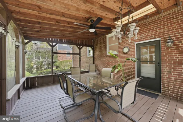 $1,065,000 | 2728 North Yucatan Street, Arlington, VA 22213