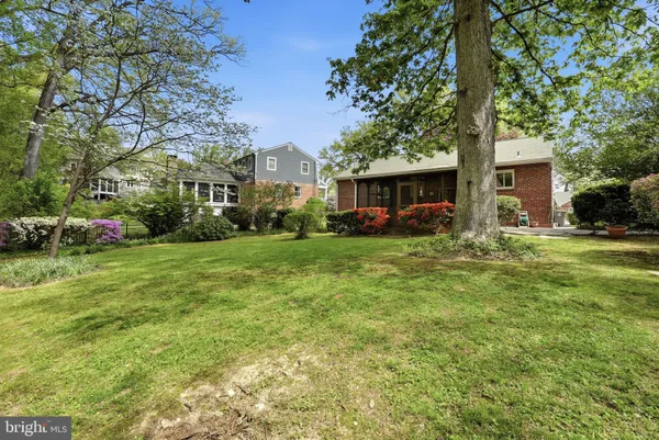 $1,065,000 | 2728 North Yucatan Street, Arlington, VA 22213