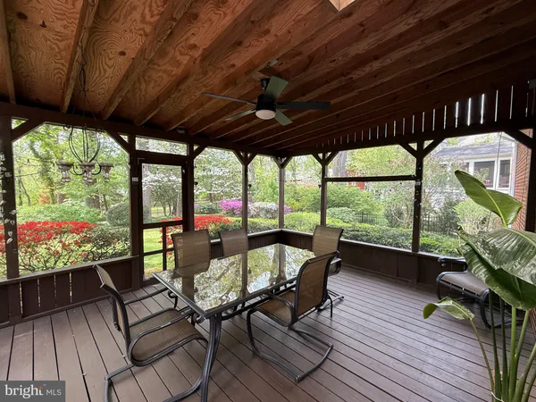 $1,065,000 | 2728 North Yucatan Street, Arlington, VA 22213