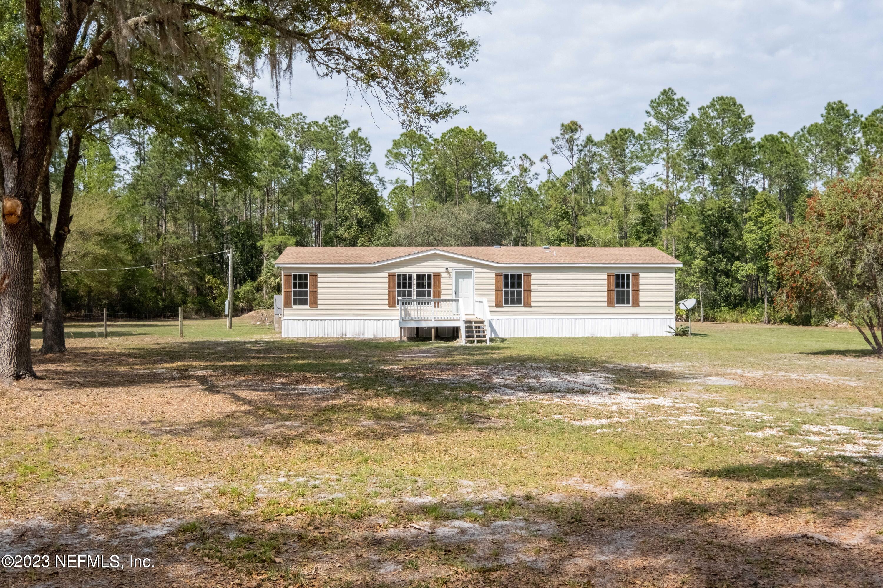 132 Deer Run Interlachen, FL 32148 - Photo 1 of 68 DSCF3525-HDR