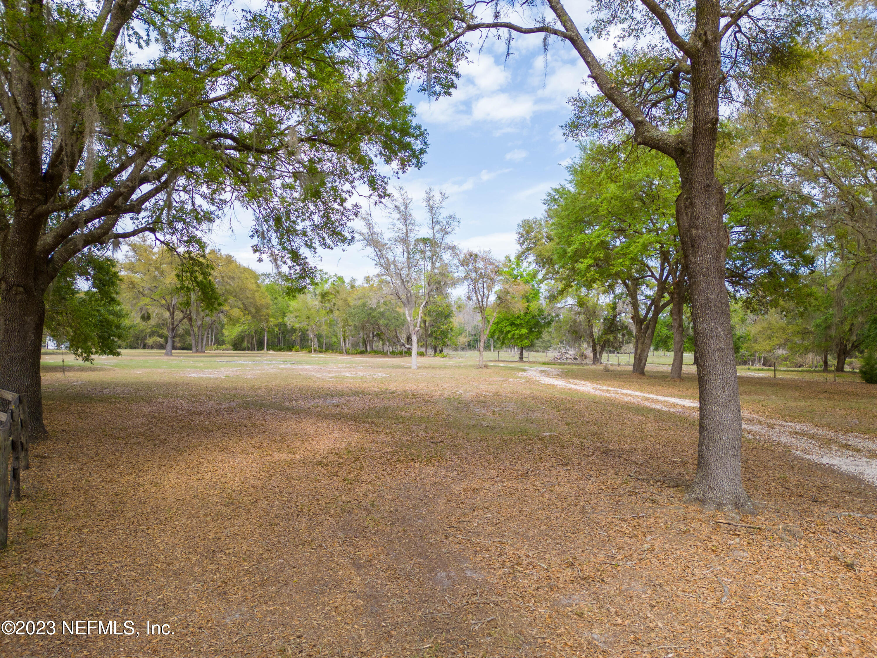 132 Deer Run Interlachen, FL 32148 - Photo 31 of 68 DJI_0016