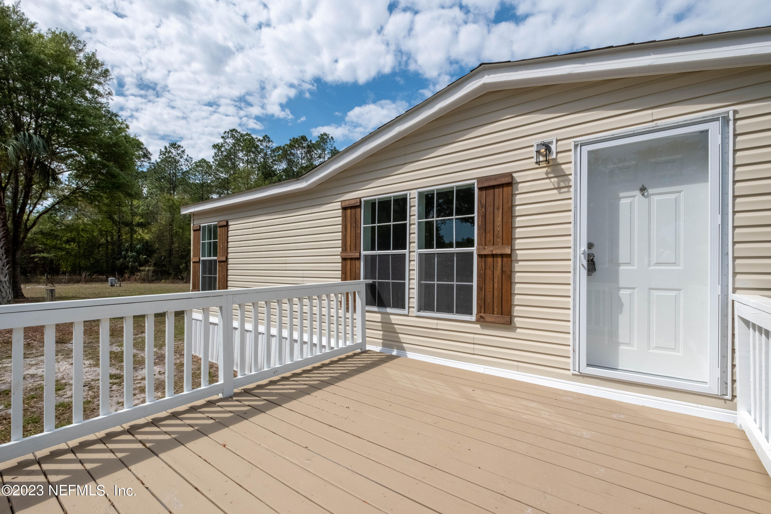 132 Deer Run Interlachen, FL 32148 - Photo 5 of 68 DSCF3540-HDR