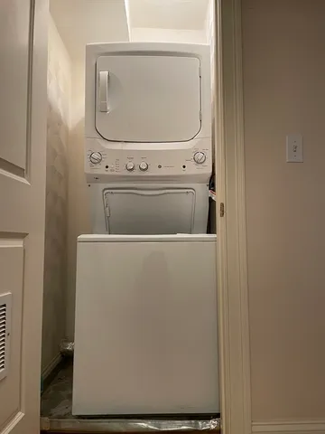 $819,000 | 220 Grove Street, Unit 1, Waltham, MA 02453