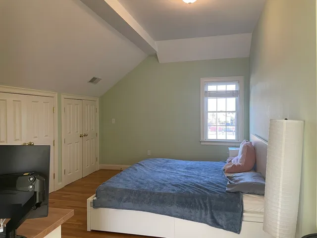 $819,000 | 220 Grove Street, Unit 1, Waltham, MA 02453