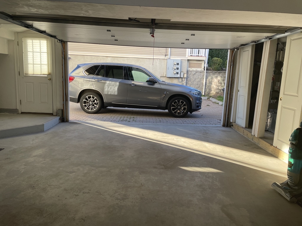 220 Grove Street, Unit 1 Waltham, MA 02453 - Photo 6 of 30