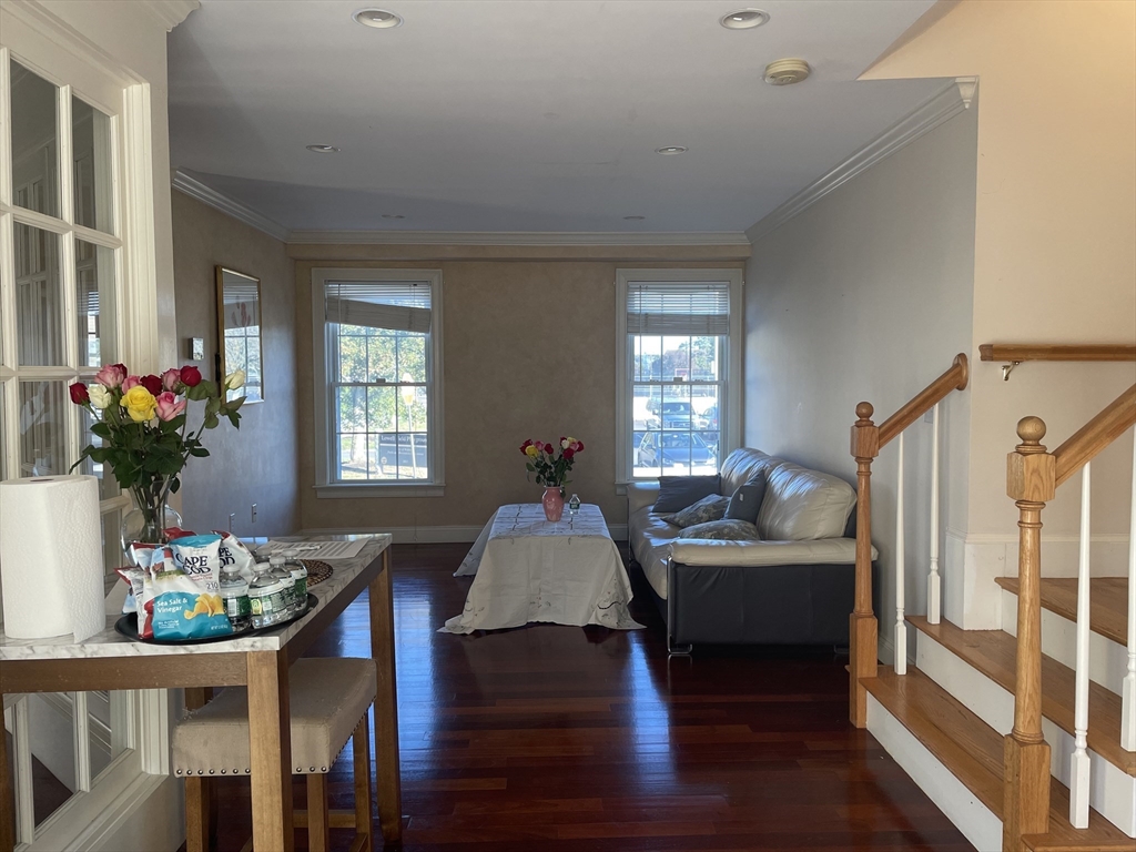 220 Grove Street, Unit 1 Waltham, MA 02453 - Photo 9 of 30