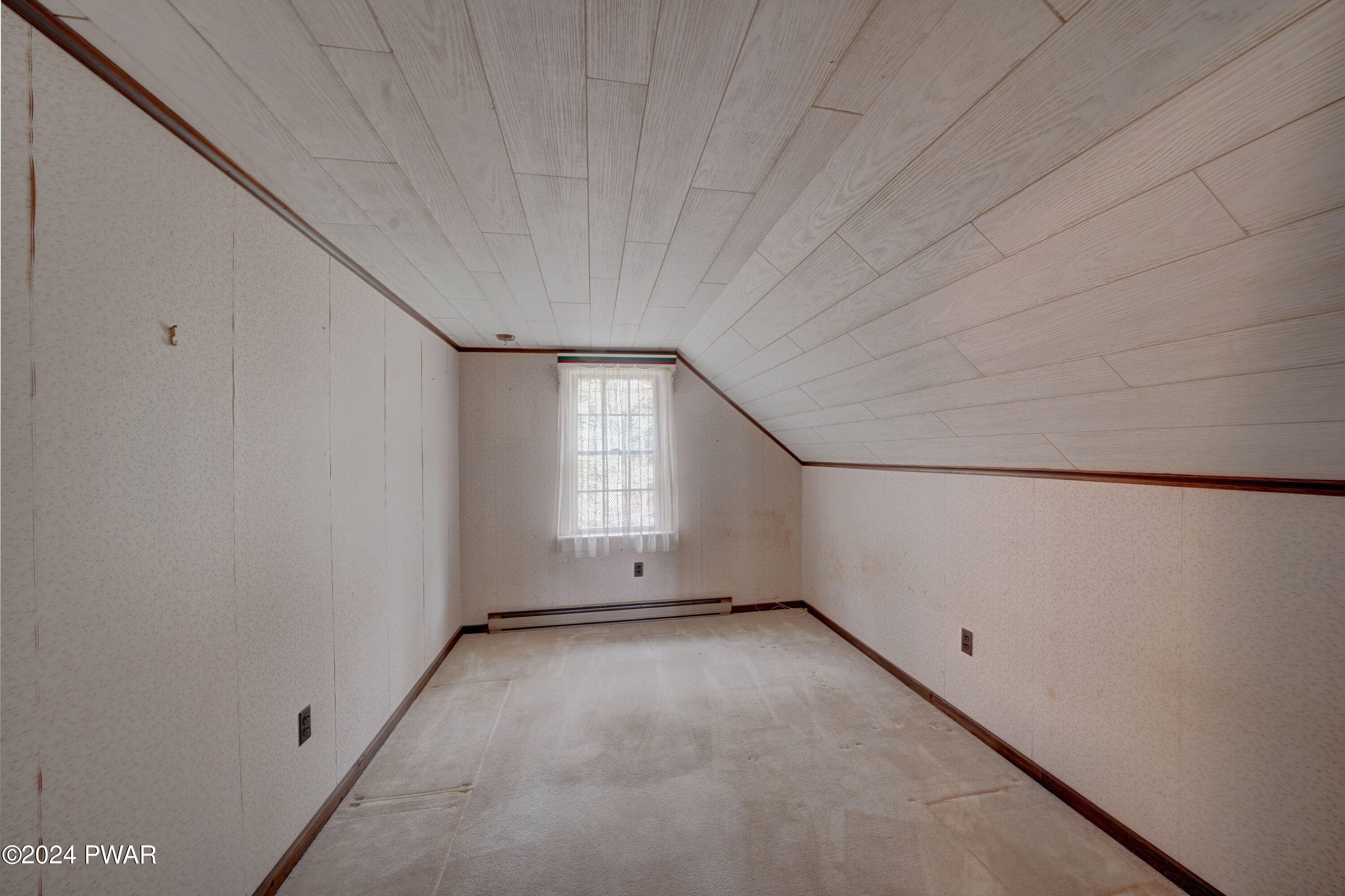 113 Hendricks Road Hawley, PA 18428 - Photo 18 of 31 Gallery Image 18
