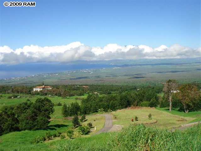 0 Waiahuli Road Kula, HI 96790 - Photo 2 of 17 a view of a town with mountains in the background