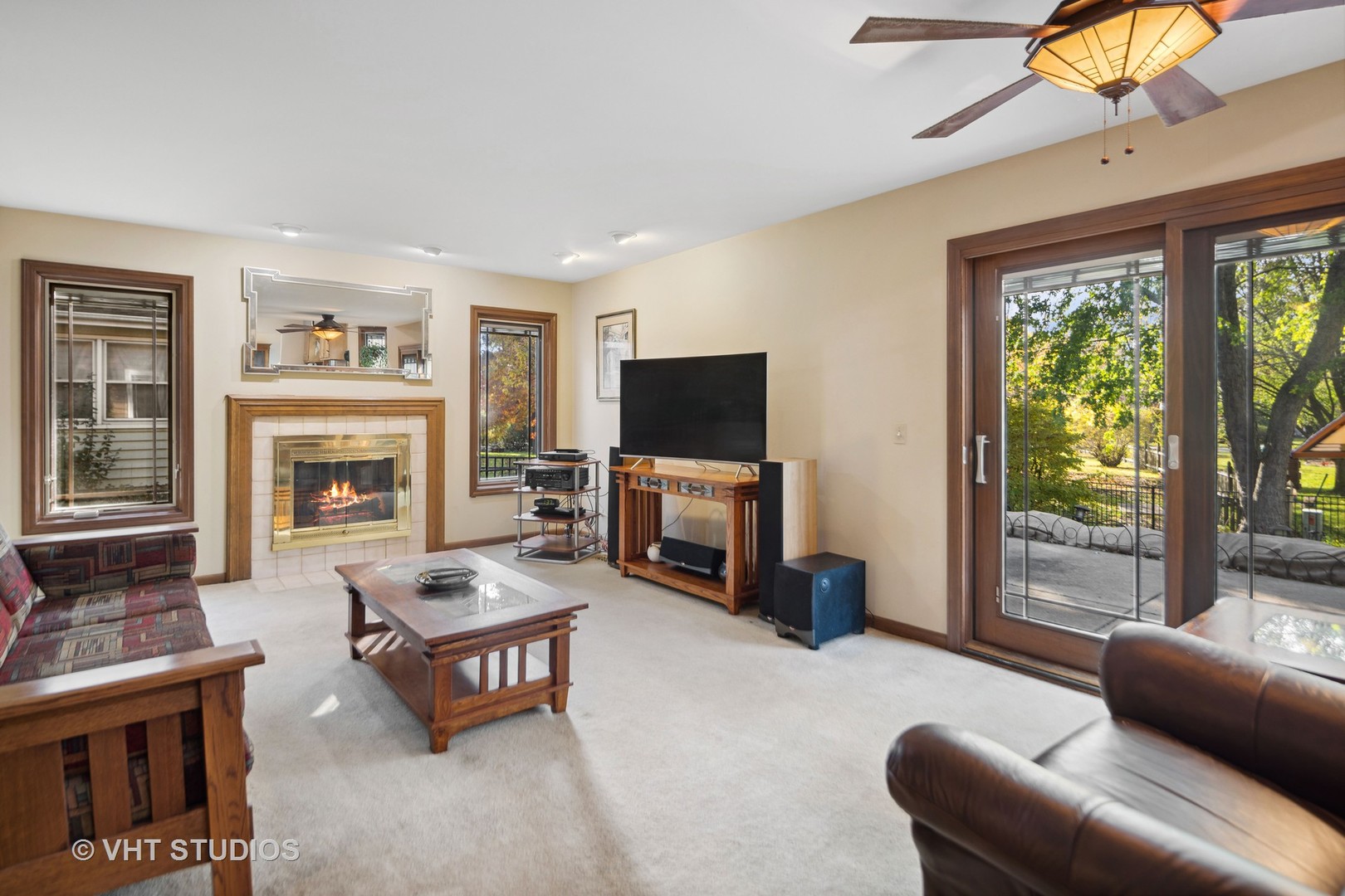 863 Plainfield-Naperville Road Naperville, IL 60540 - Photo 12 of 39 Gallery Image 12
