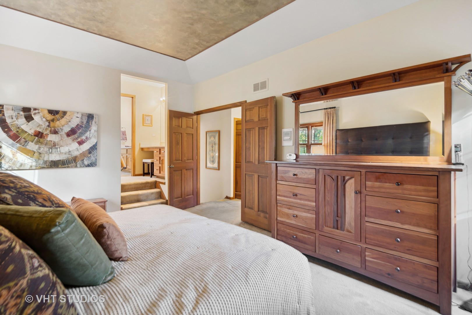 863 Plainfield-Naperville Road Naperville, IL 60540 - Photo 17 of 39 Gallery Image 17