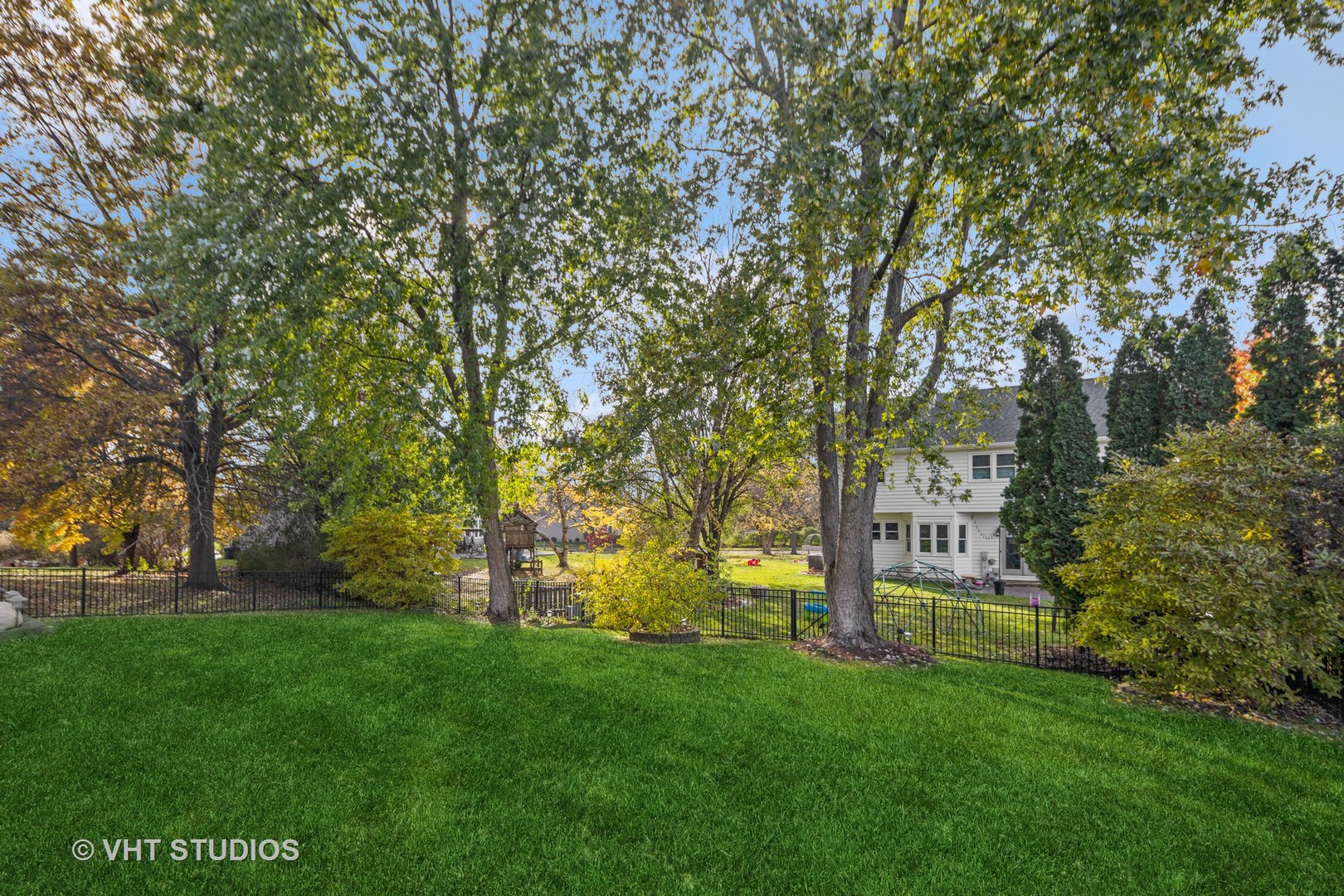 863 Plainfield-Naperville Road Naperville, IL 60540 - Photo 28 of 39 Gallery Image 28