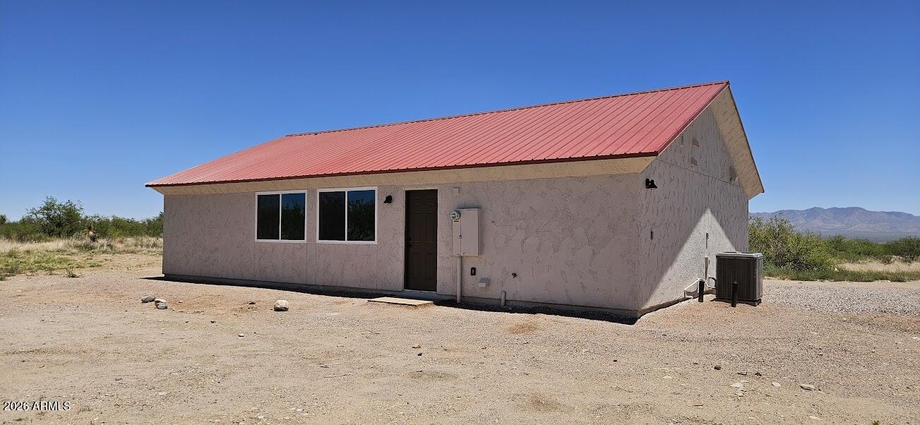 7923 East Bloomfield Road Hereford, AZ 85615 - Photo 2 of 28 20260702_121945