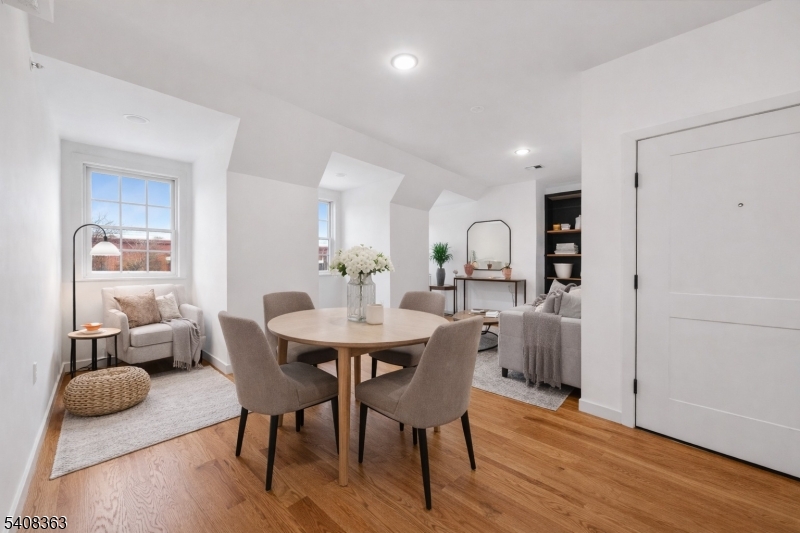 52 James Street, Unit 4 Newark, NJ 07102 - Photo 5 of 23