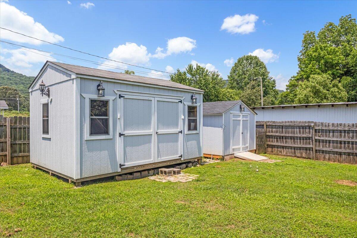536 Sequatchie Lane Sequatchie, TN 37374 - Photo 4 of 27 35-IMG_2689