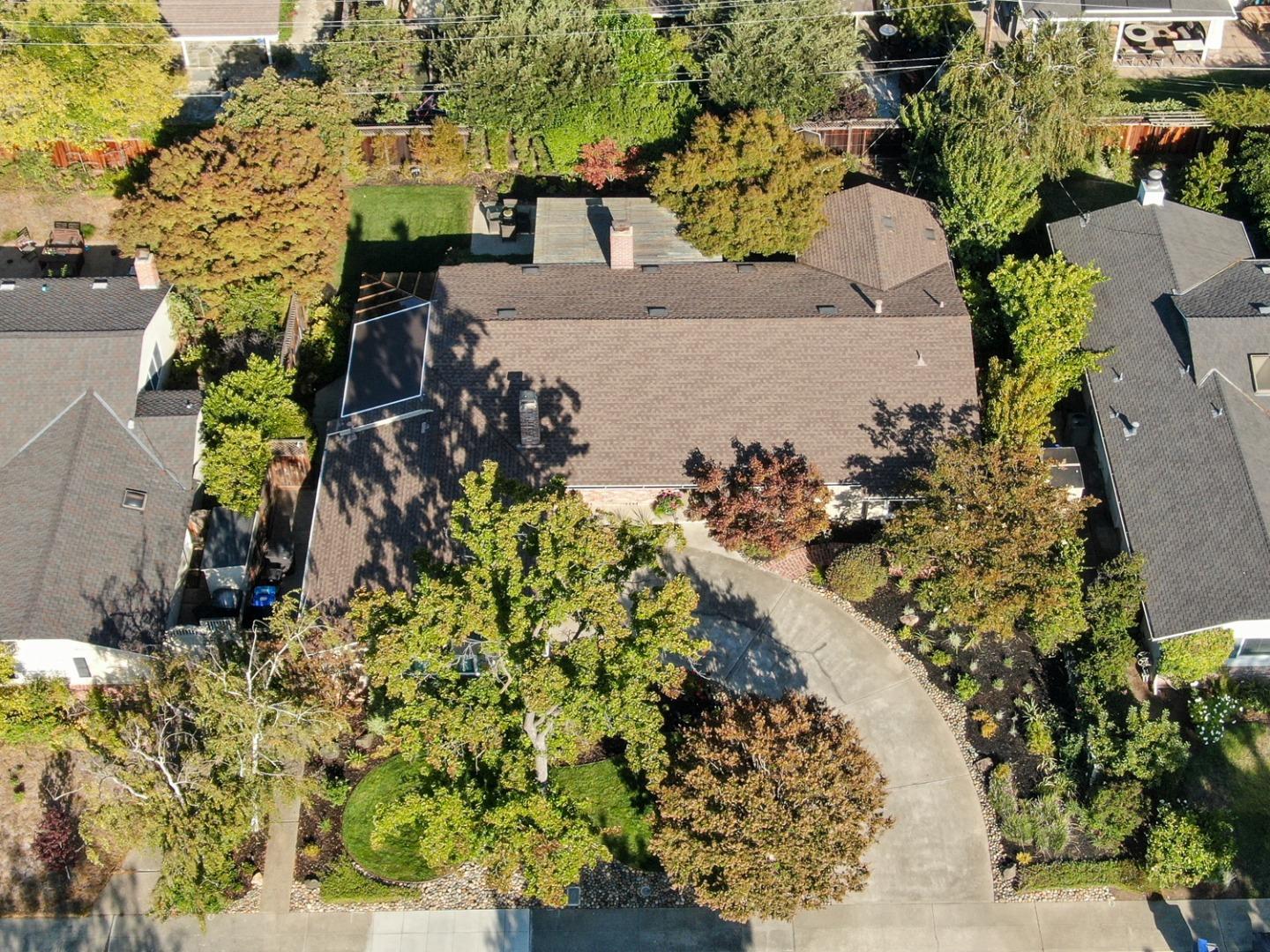 1869 Appletree Lane Mountain View, CA 94040 - Photo 31 of 35 a view of a yard with plants