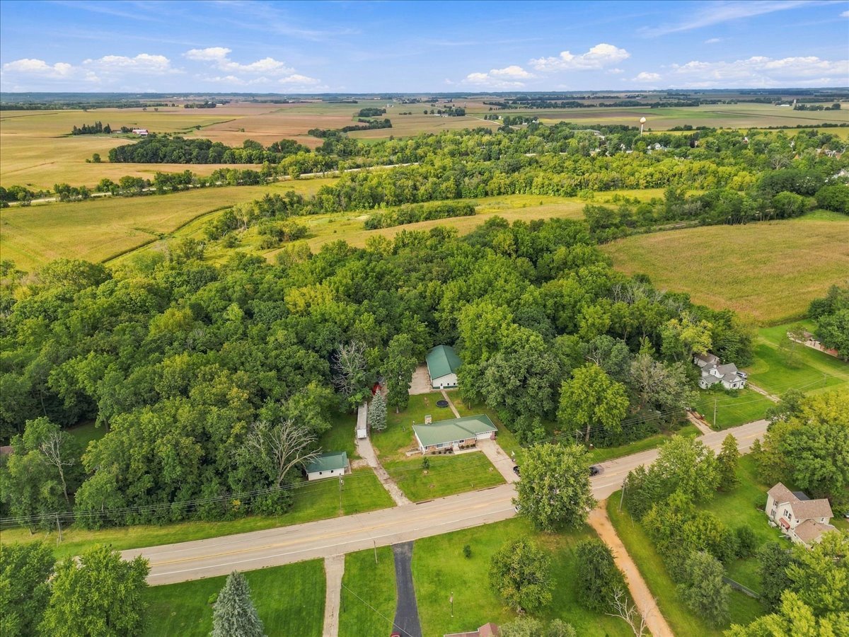 1761 Franklin Road Franklin Grove, IL 61031 - Photo 35 of 43 Gallery Image 35