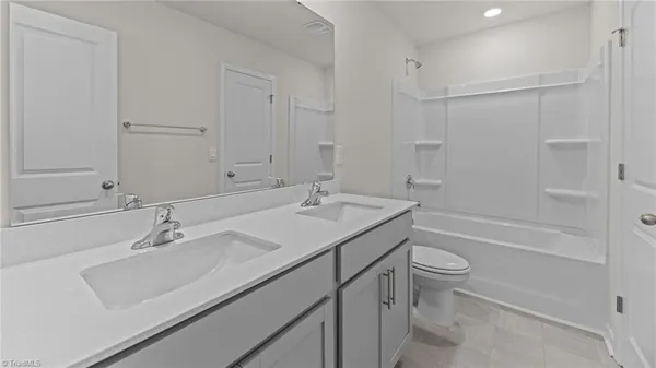 $458,990 | 102 Lauder Trace, Jamestown, NC 27282