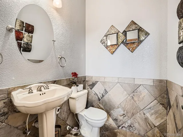 $900,000 | 14855 Almstead Street, Hudson, CO 80642