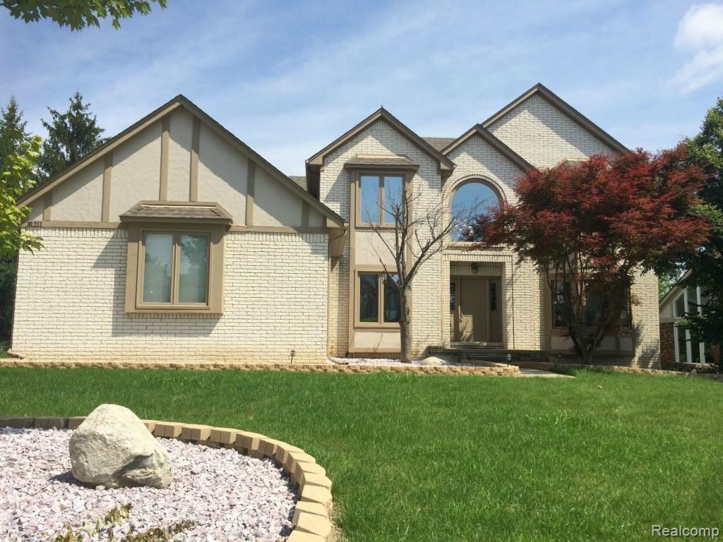 31211 Country Ridge Circle Farmington, MI 48331 - Photo 1 of 20 image020.jpg