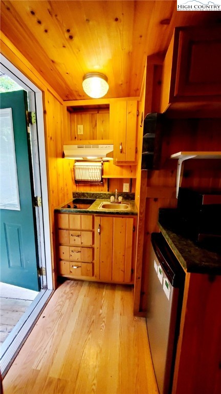 493 Rainbow Mountain Road Boone, NC 28607 - Photo 9 of 19 Gallery Image 9