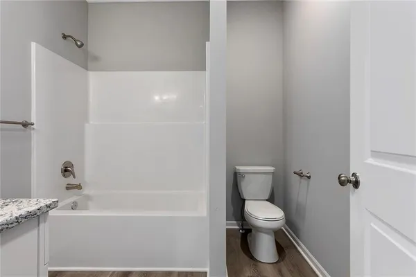 $399,900 | 611 Fall Creek Drive, Belton, MO 64012
