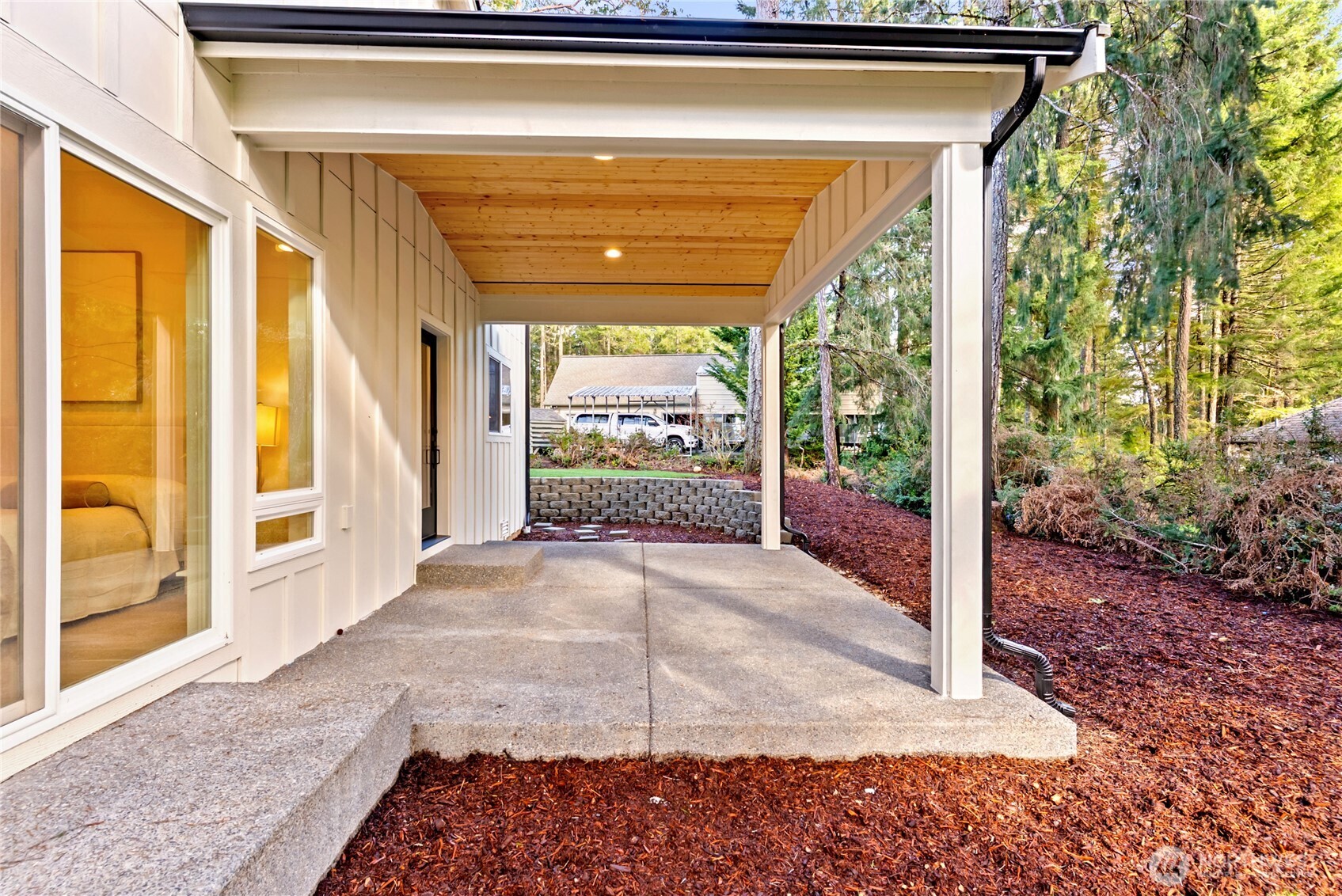 31 East Rhododendron Court Union, WA 98592 - Photo 34 of 38 a view of entrance gate of a house