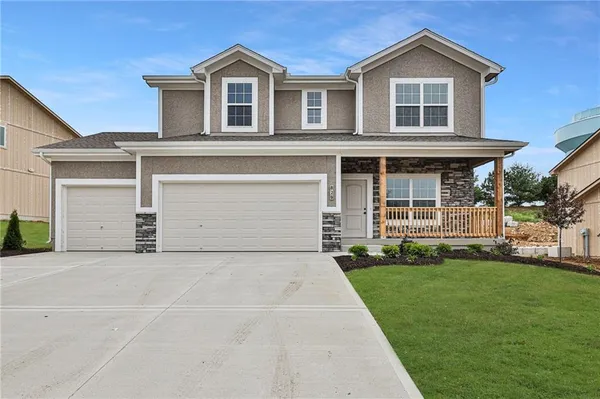 $389,900 | 2523 Southwest Mitchell Street, Oak Grove, MO 64075