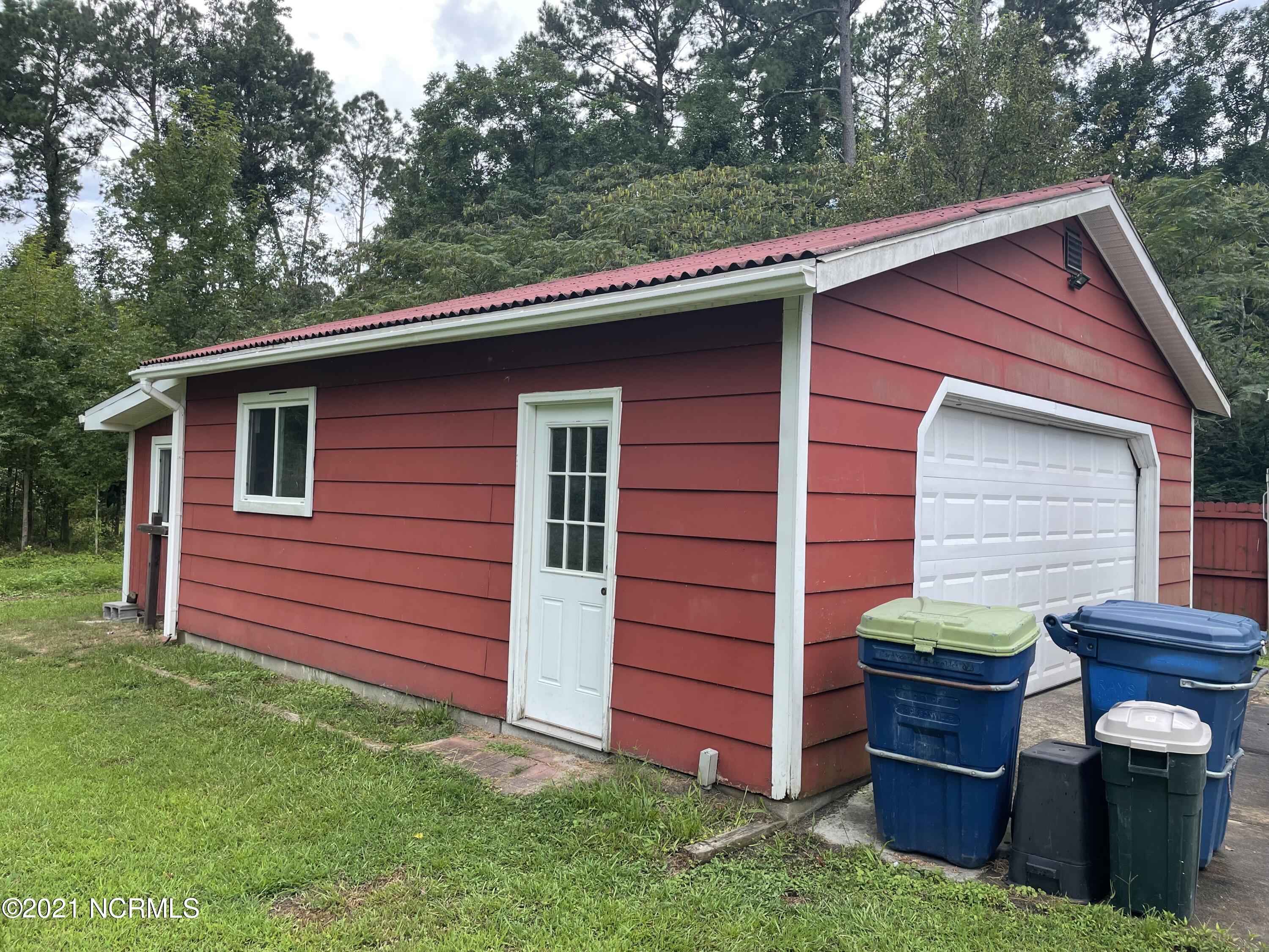 916 Fire Tower Road Jacksonville, NC 28540 - Photo 19 of 20 2-car Garage