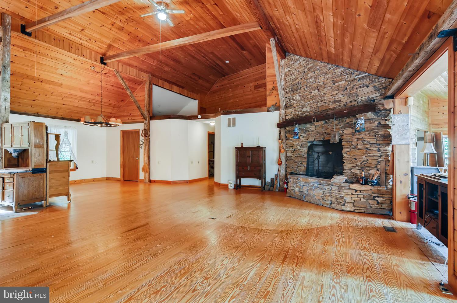 20830 Millers Mill Road Freeland, MD 21053 - Photo 13 of 28 Open Living Concept