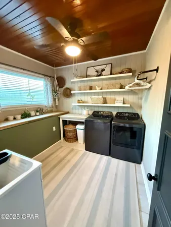 $525,000 | 1154 10th Avenue, Graceville, FL 32440