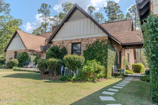 $540,000 | 1154 10th Avenue, Graceville, FL 32440