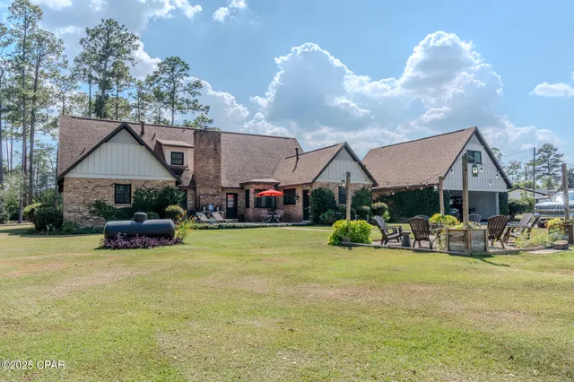 $540,000 | 1154 10th Avenue, Graceville, FL 32440