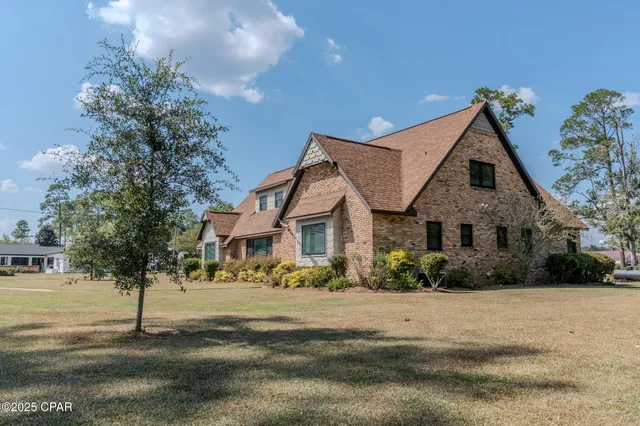 $540,000 | 1154 10th Avenue, Graceville, FL 32440