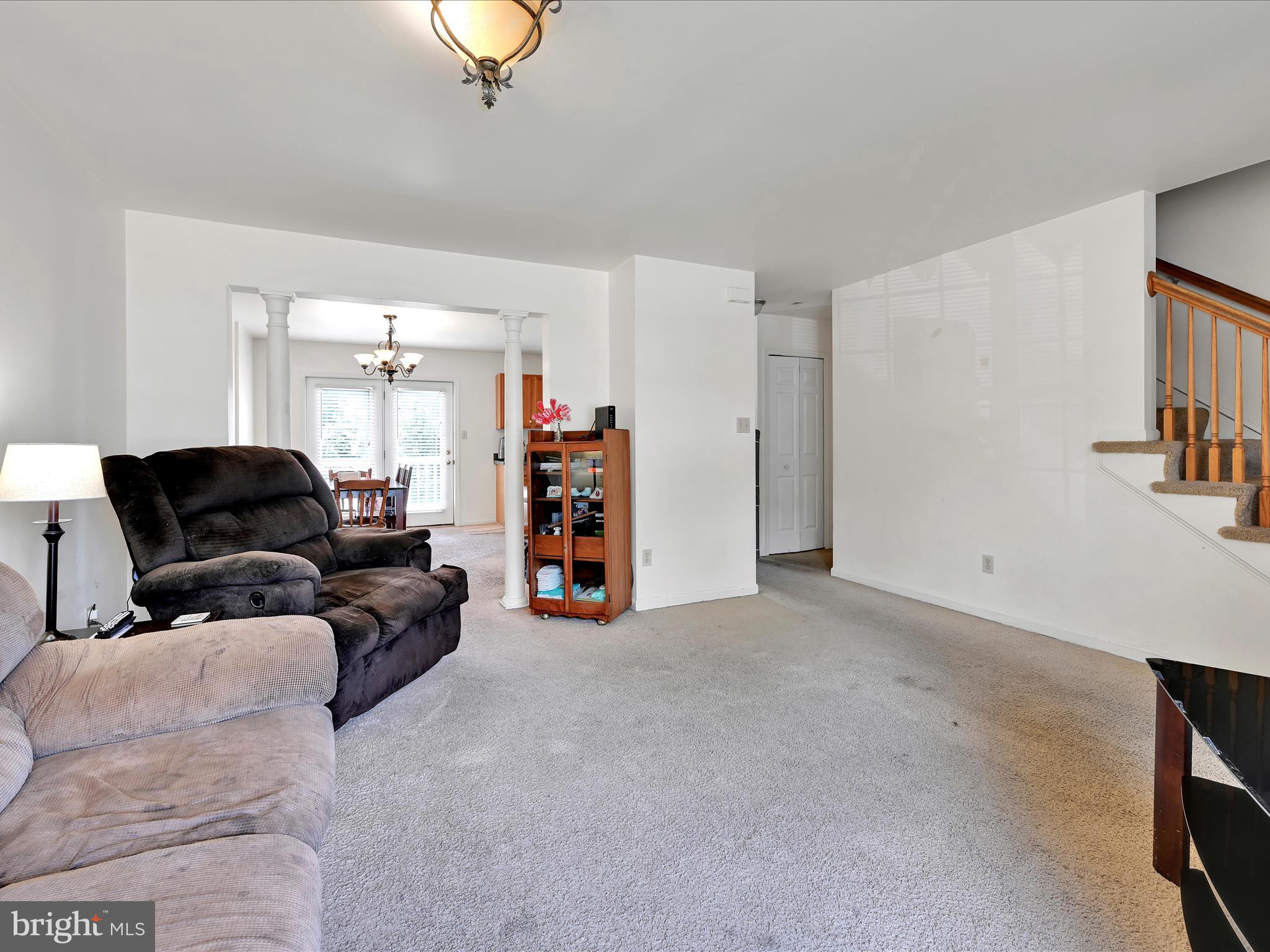 103 Riders Way Lebanon, PA 17042 - Photo 7 of 27 Living Room