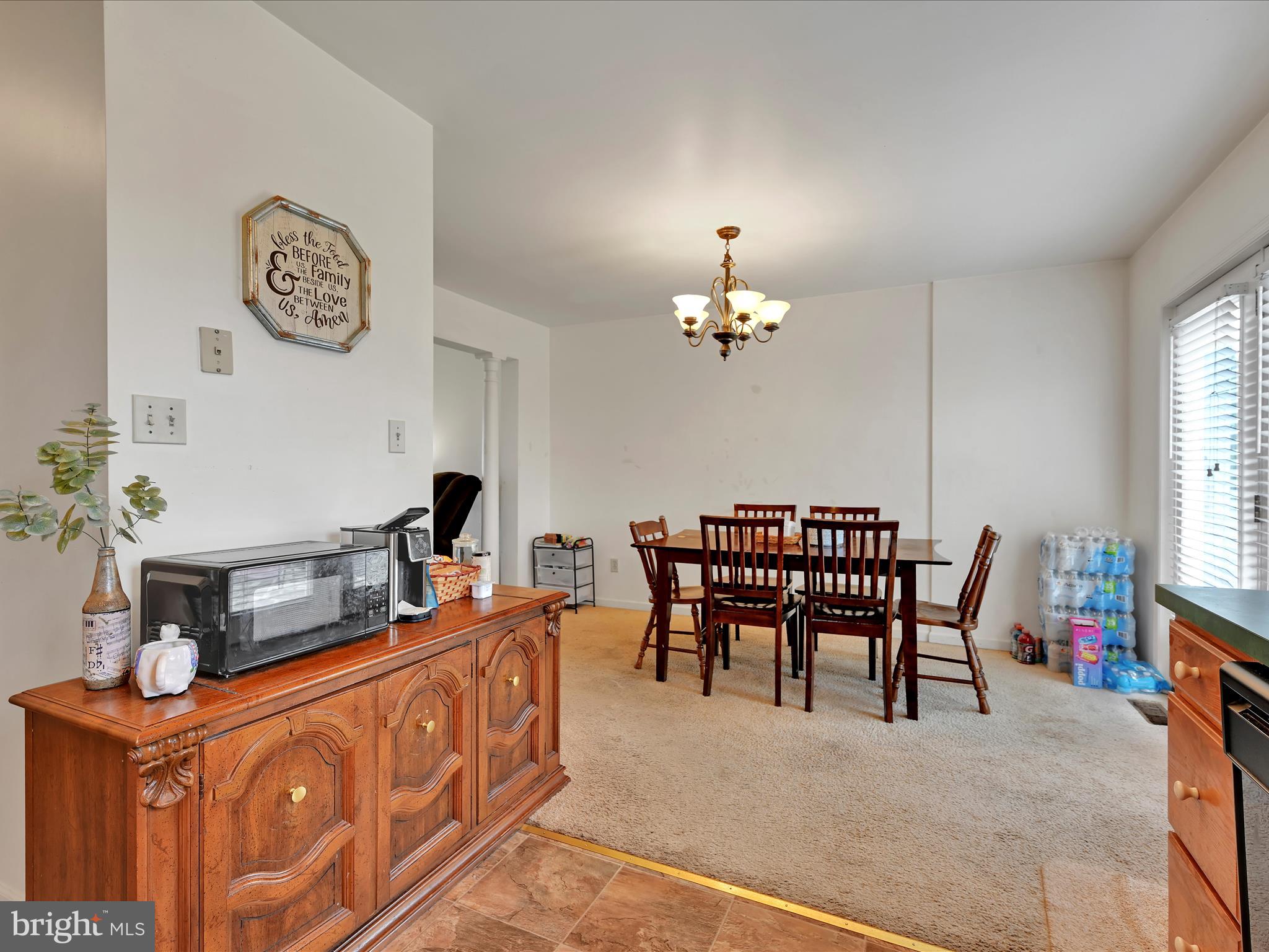103 Riders Way Lebanon, PA 17042 - Photo 10 of 27 Kitchen to Dining