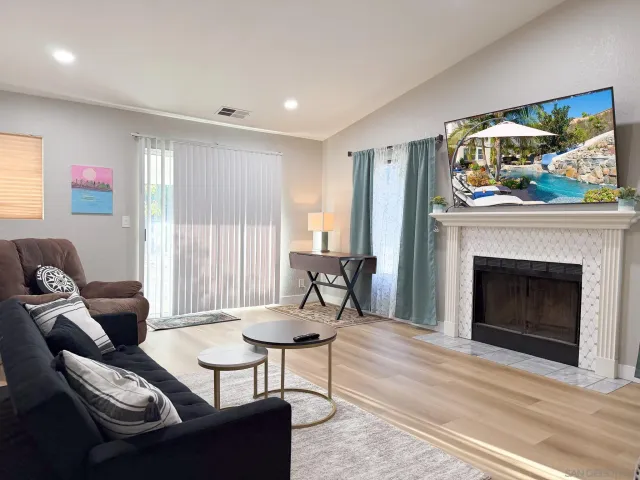 $3,500 | 1457 Fallsview Place, Escondido, CA 92027
