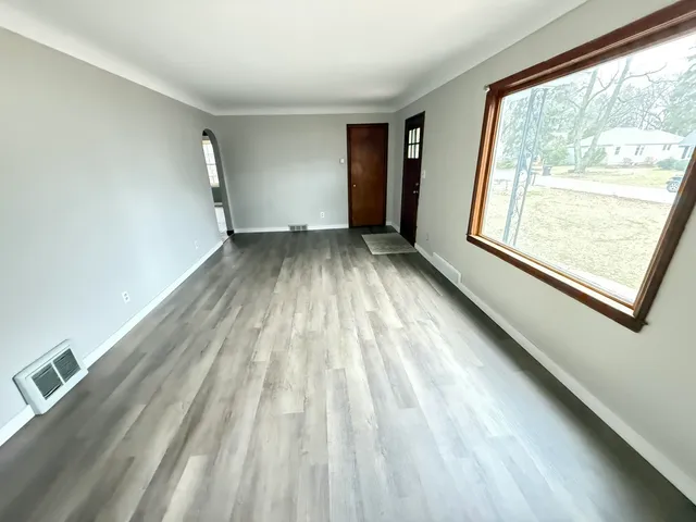 $259,900 | 99 Vander Veen Avenue, Holland, MI 49424