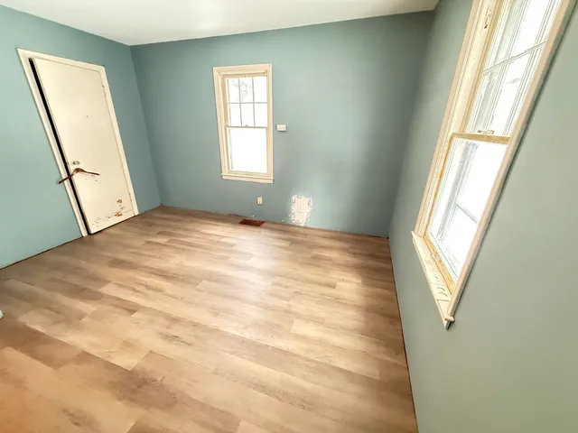 $259,900 | 99 Vander Veen Avenue, Holland, MI 49424