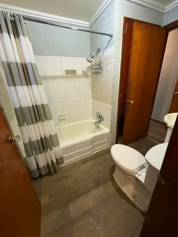 $259,900 | 99 Vander Veen Avenue, Holland, MI 49424