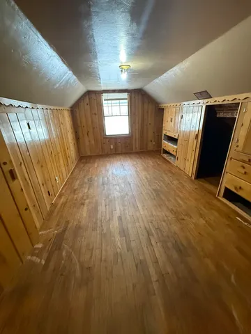 $259,900 | 99 Vander Veen Avenue, Holland, MI 49424