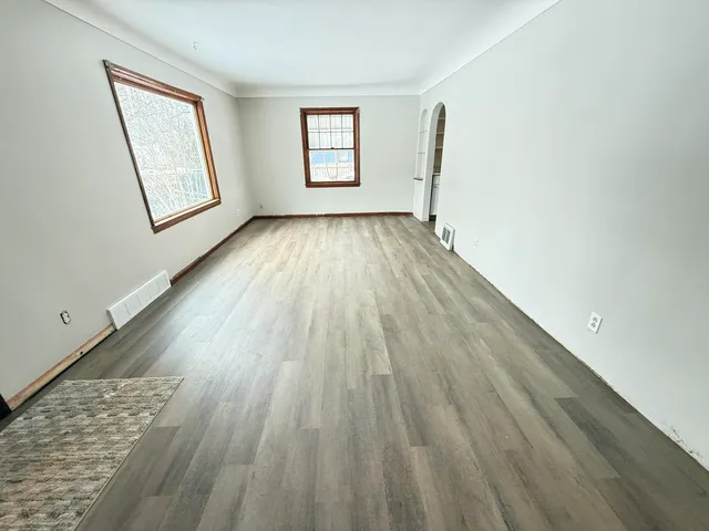 $259,900 | 99 Vander Veen Avenue, Holland, MI 49424