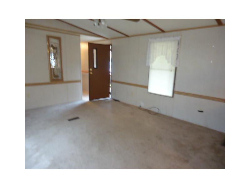 364 Hopper Road Transfer, PA 16154 - Photo 4 of 15 Living Room.