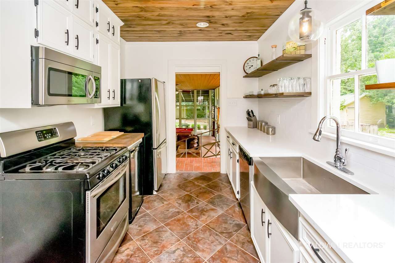 12 South Street Mobile, AL 36606 - Photo 8 of 26