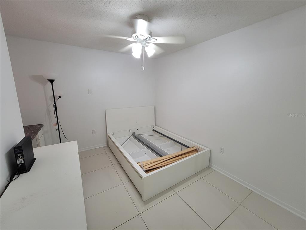 2601 Southwest Archer Road, Unit 302 Gainesville, FL 32608 - Photo 9 of 12