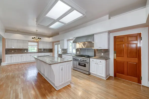 $11,400,000 | 4715 East Copper Avenue, Clovis, CA 93619
