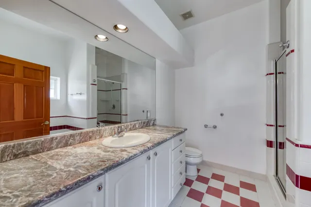 $12,835,500 | 4715 East Copper Avenue, Clovis, CA 93619