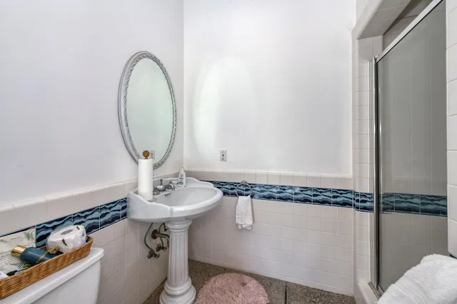 $12,835,500 | 4715 East Copper Avenue, Clovis, CA 93619